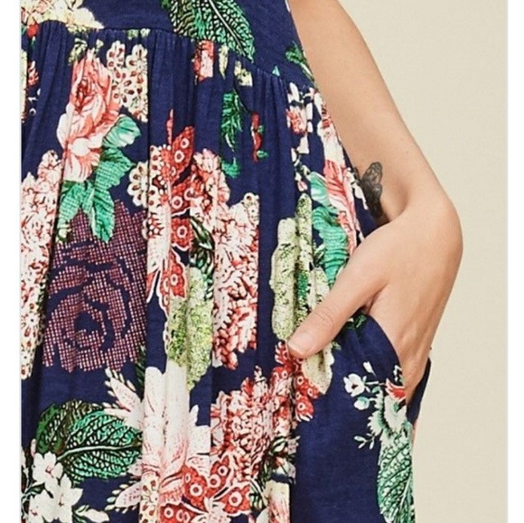 ❤️LAST ONE❤️ 🌿FLORAL PRINT MAXI🌿 - Picture 6 of 8